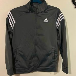 Adidas boys jacket looks like new